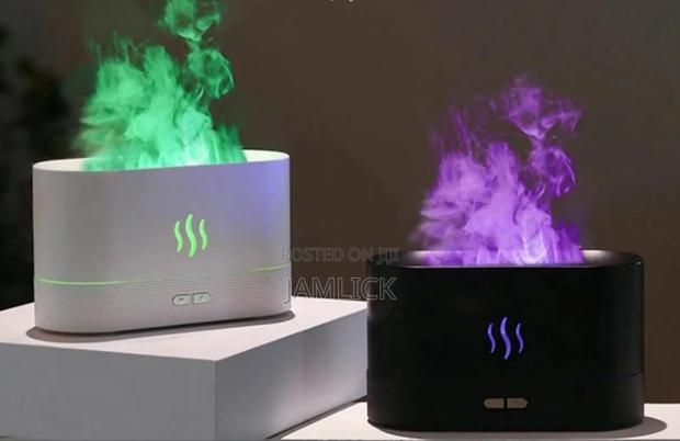 Flame Aroma Diffuser With Fire-Like Lights – Colour Changing –Zy - main view