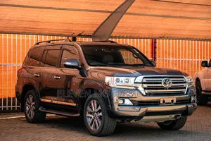 Toyota Land Cruiser 4.6 V8 ZX 2020 Gray