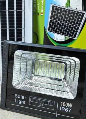 100w High-Brightness Solar Flood Light - thumbnail 2