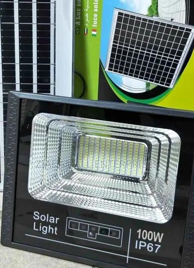 100w High-Brightness Solar Flood Light - main view