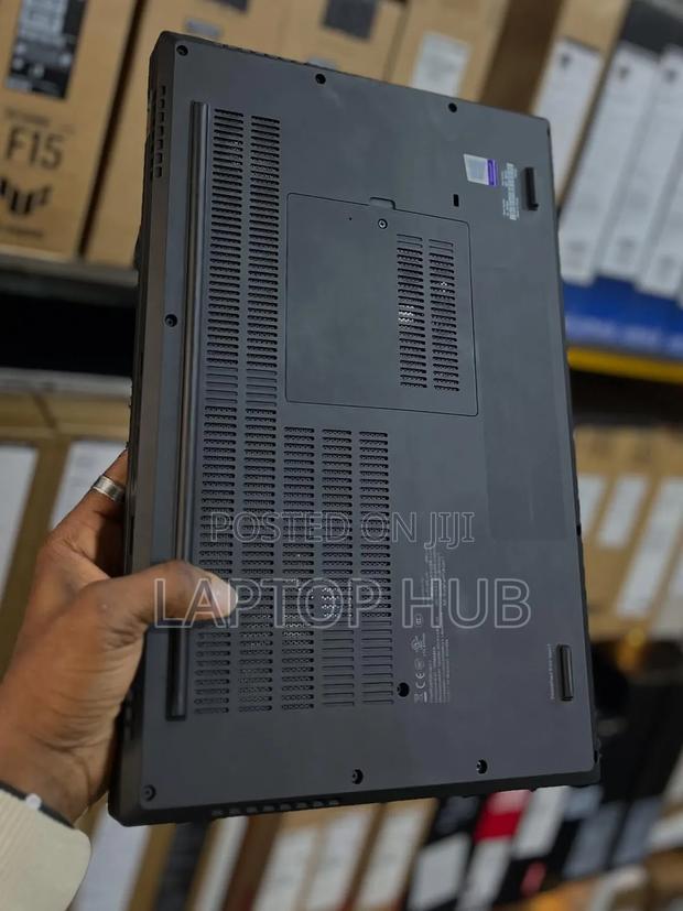 Laptop Lenovo Thinkpad P15s 16GB Intel Core I7 SSD 512GB - thumbnail 4