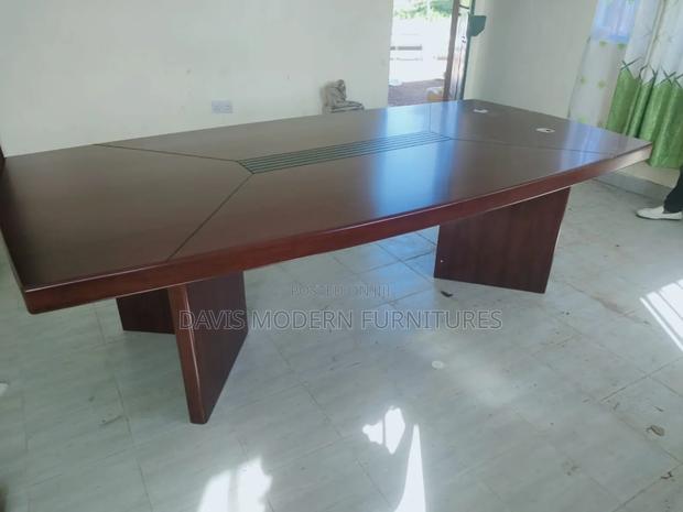 Luxury Boardroom Table - main view