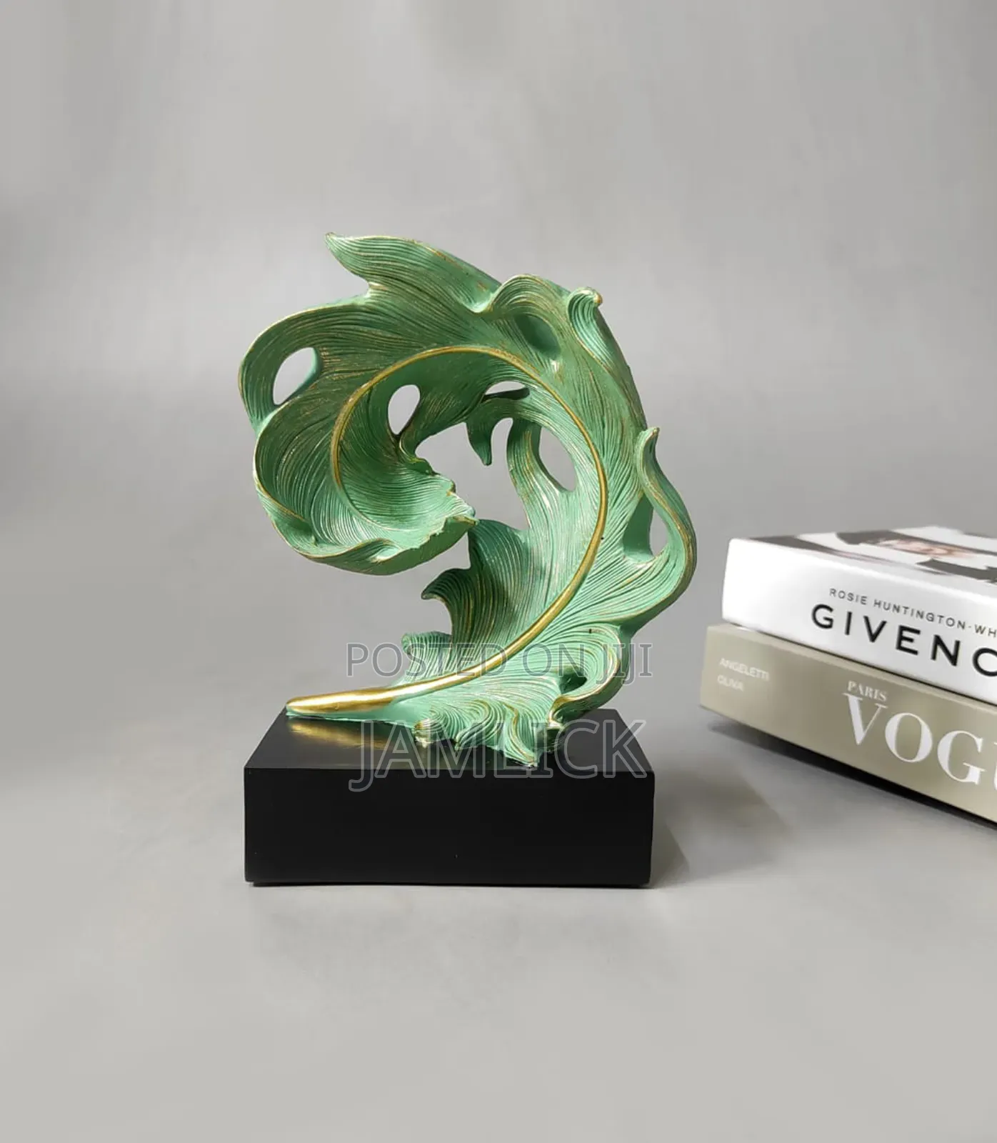 Decorative Leaf Home Décor –Gh