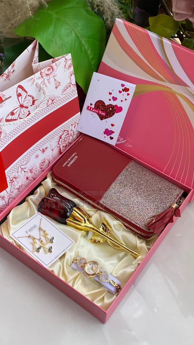 Hot Valentines Ladies Gift Set - thumbnail 5