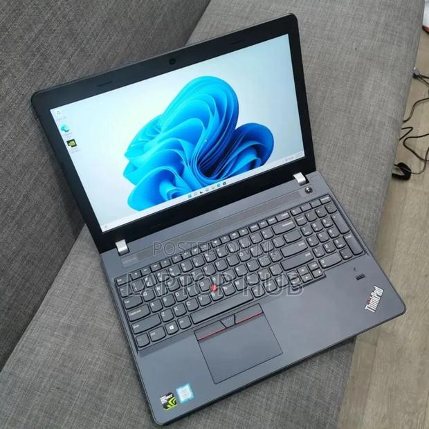 Laptop Lenovo ThinkPad E570 8GB Intel Core I7 SSD 256GB - main view