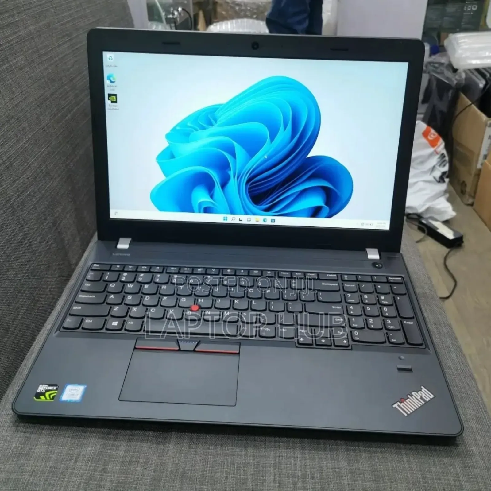 Laptop Lenovo ThinkPad E570 8GB Intel Core I7 SSD 256GB