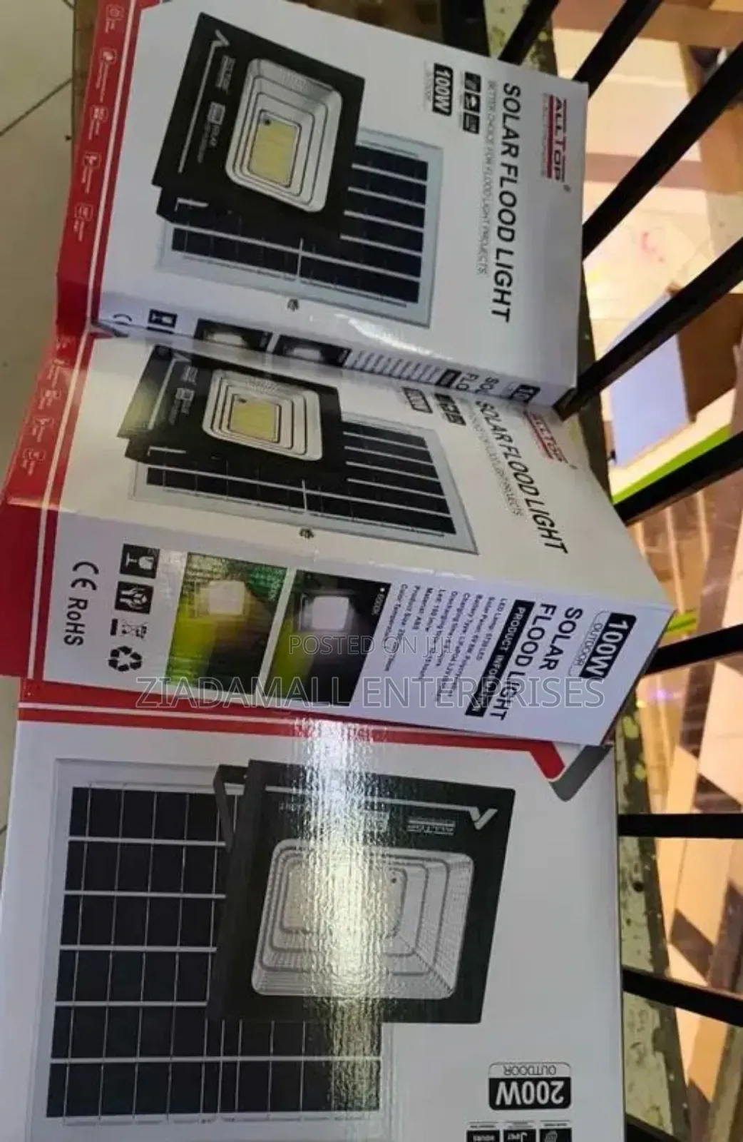 Solar Flood Lights High-Power 200w All-Weather Solar Flood Light