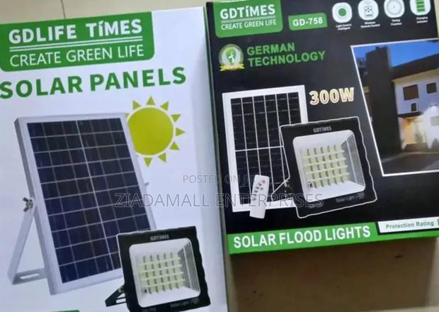 Us-300w Outdoor Solar Flood Light – Powerful Lighting, Zero Bills - main view