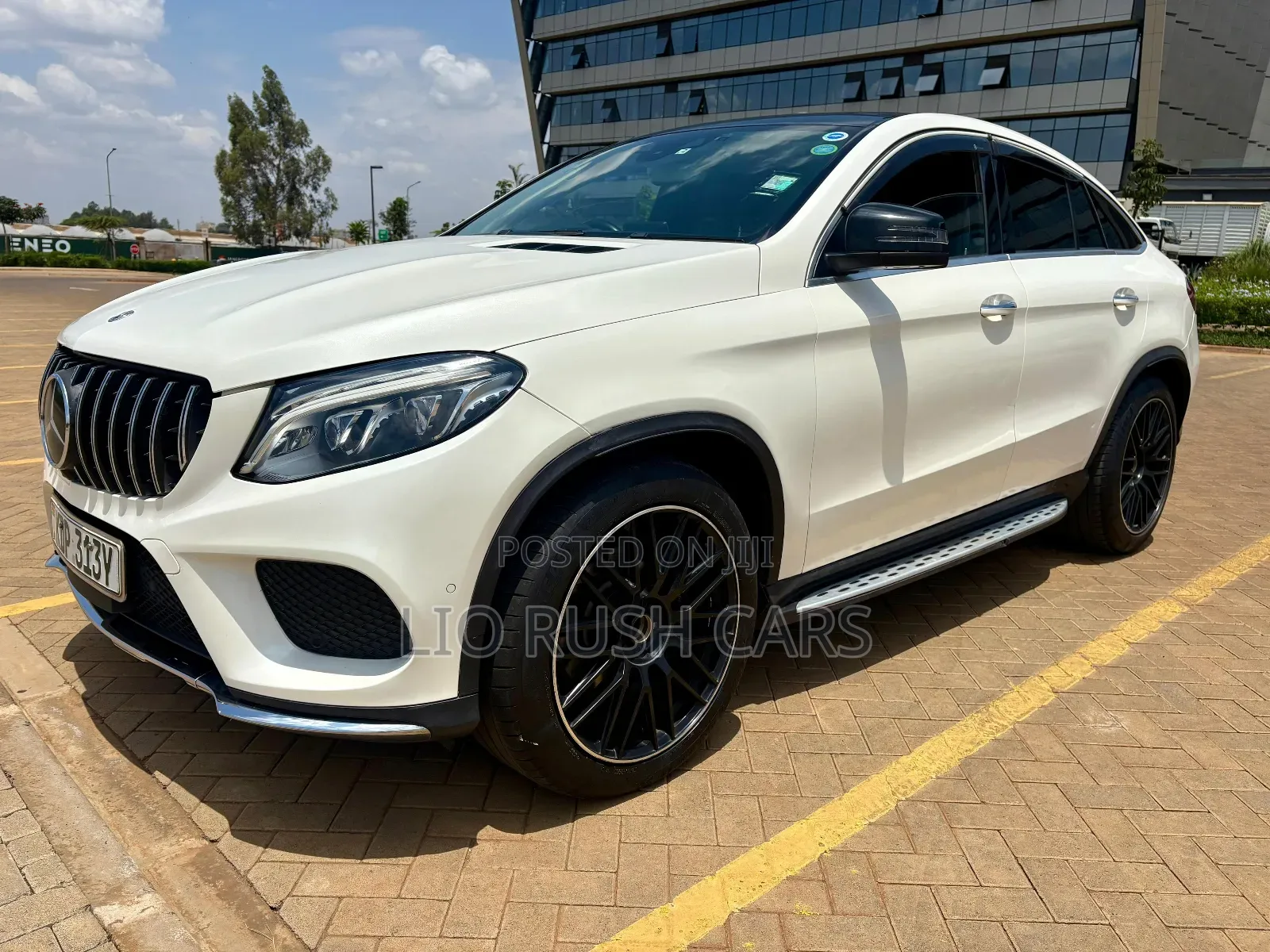 Mercedes-Benz GLE-Class 2019 White
