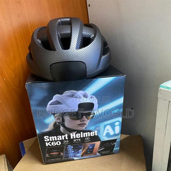  Smart Cycling Helmet With Led Safety Light