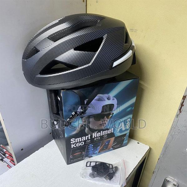  Smart Helmet Bluetooth Cycling Helmet