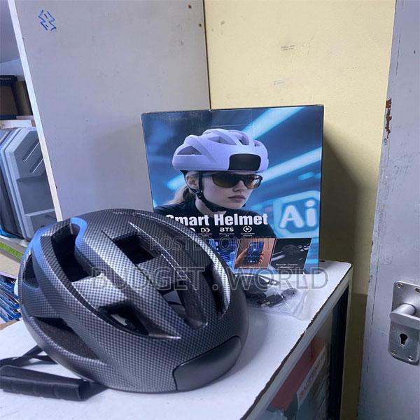  Smart Helmet for Cycling E-Bikes