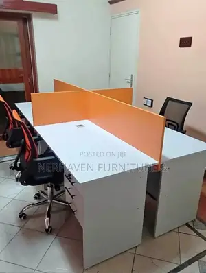 4 Ways Office Workstation – Modern Shared Workspace