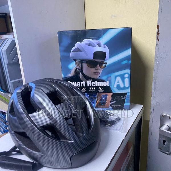  Smart Helmet With Ventilation System - main view