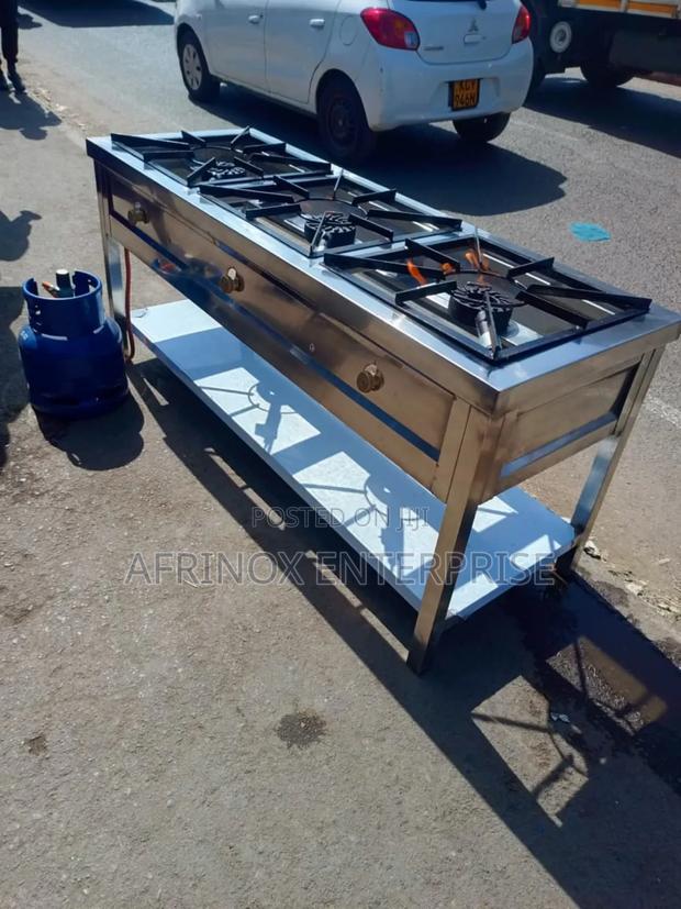 Hotel Cooker, Three Burner Gas Stove - main view