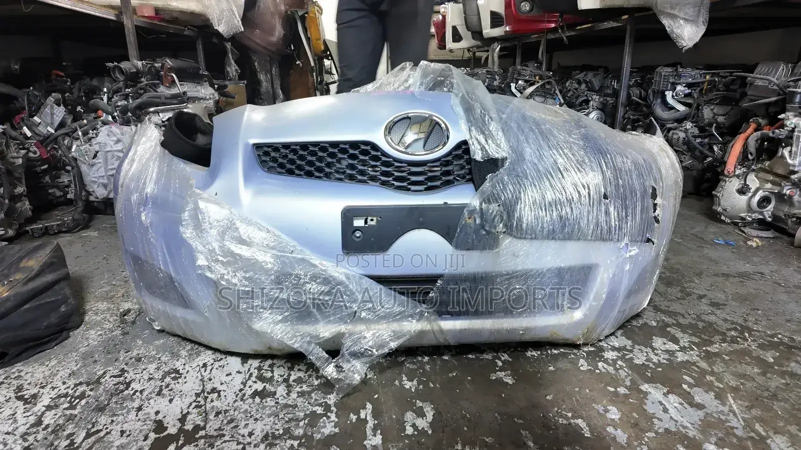 Toyota Vitz Nosecut 2005–2010 Original Ex-Japan
