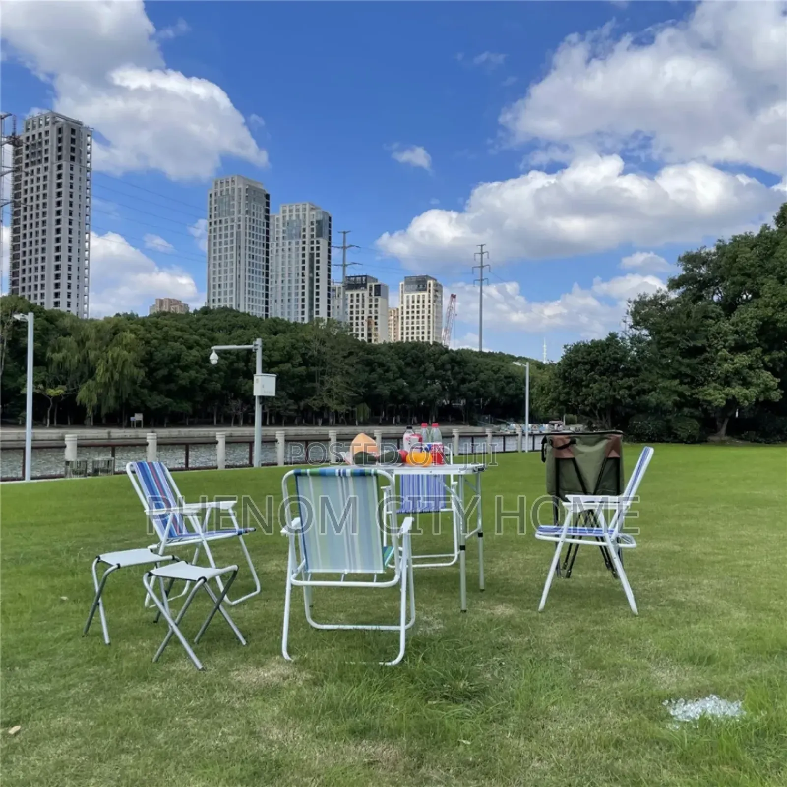 Stripped Cabana Foldable Seats