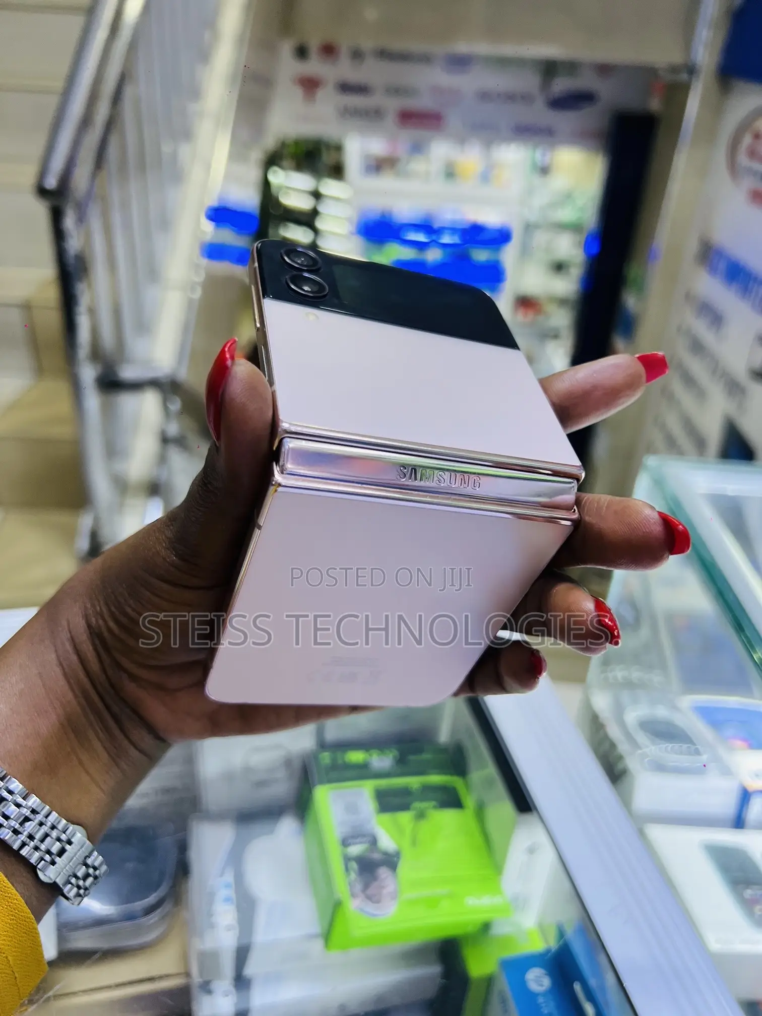 New Samsung Galaxy Z Flip4 256 GB White