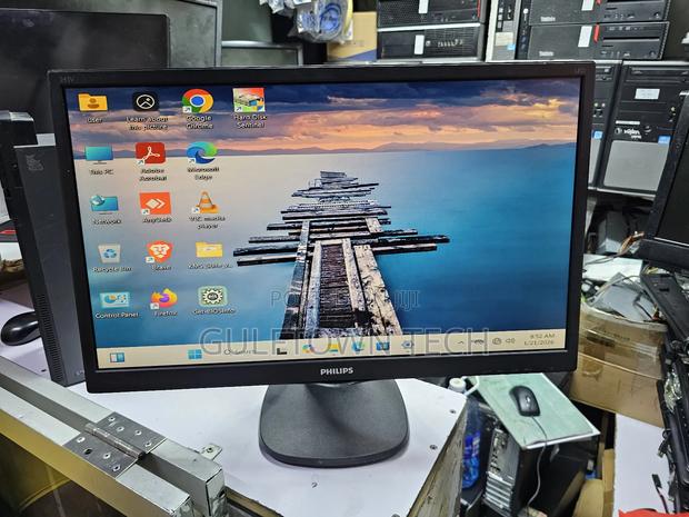 Philips 24inch TFT Monitor With Hdmi - main view