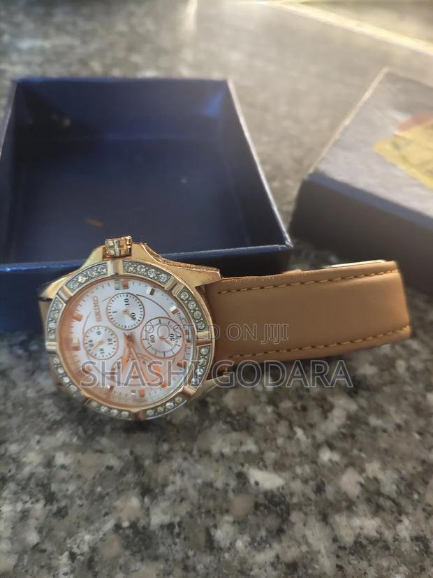 Hand Watch - thumbnail 4