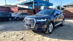 Audi Q7 2018 Black