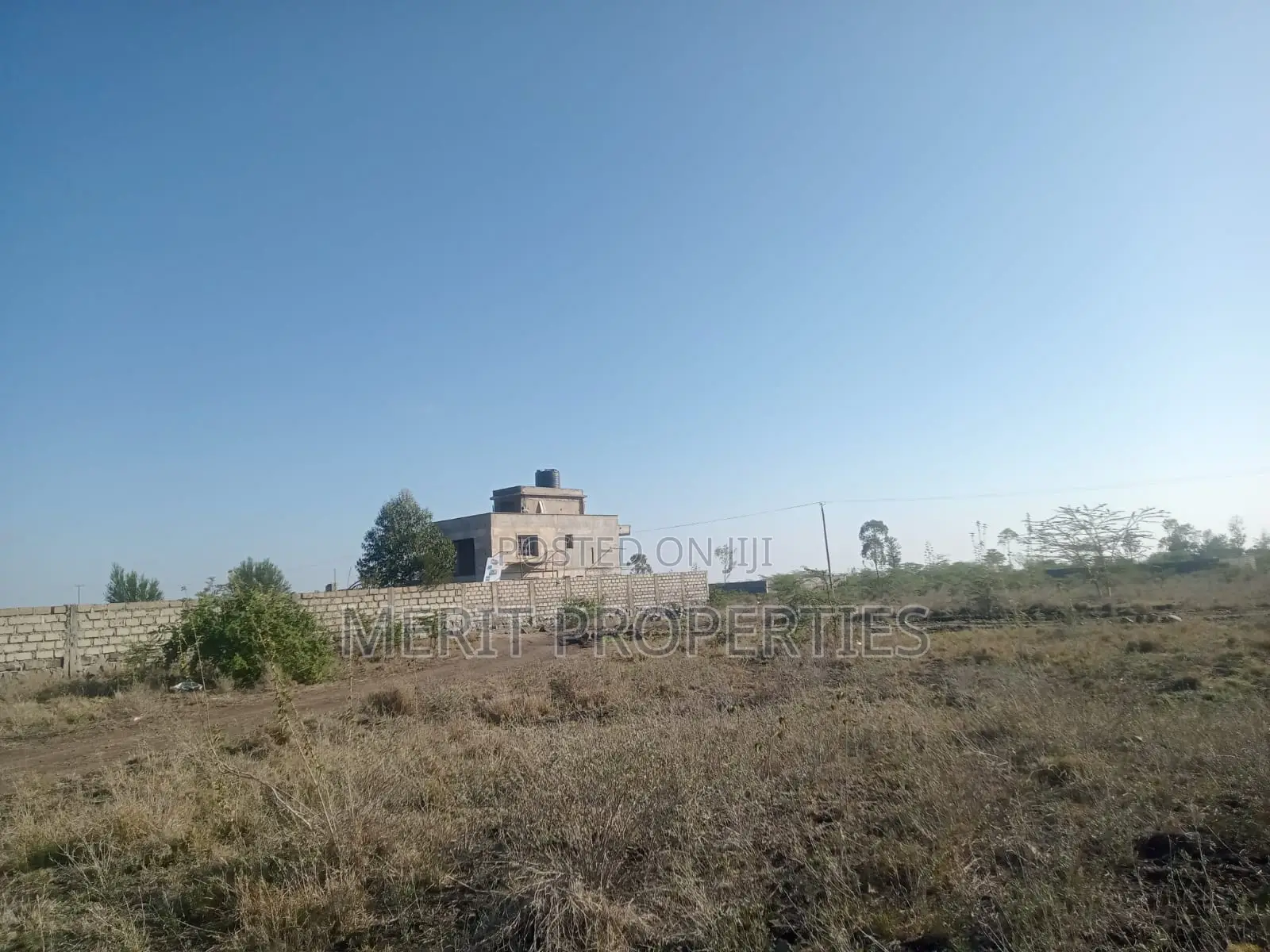 Land for Sale in Katani Road