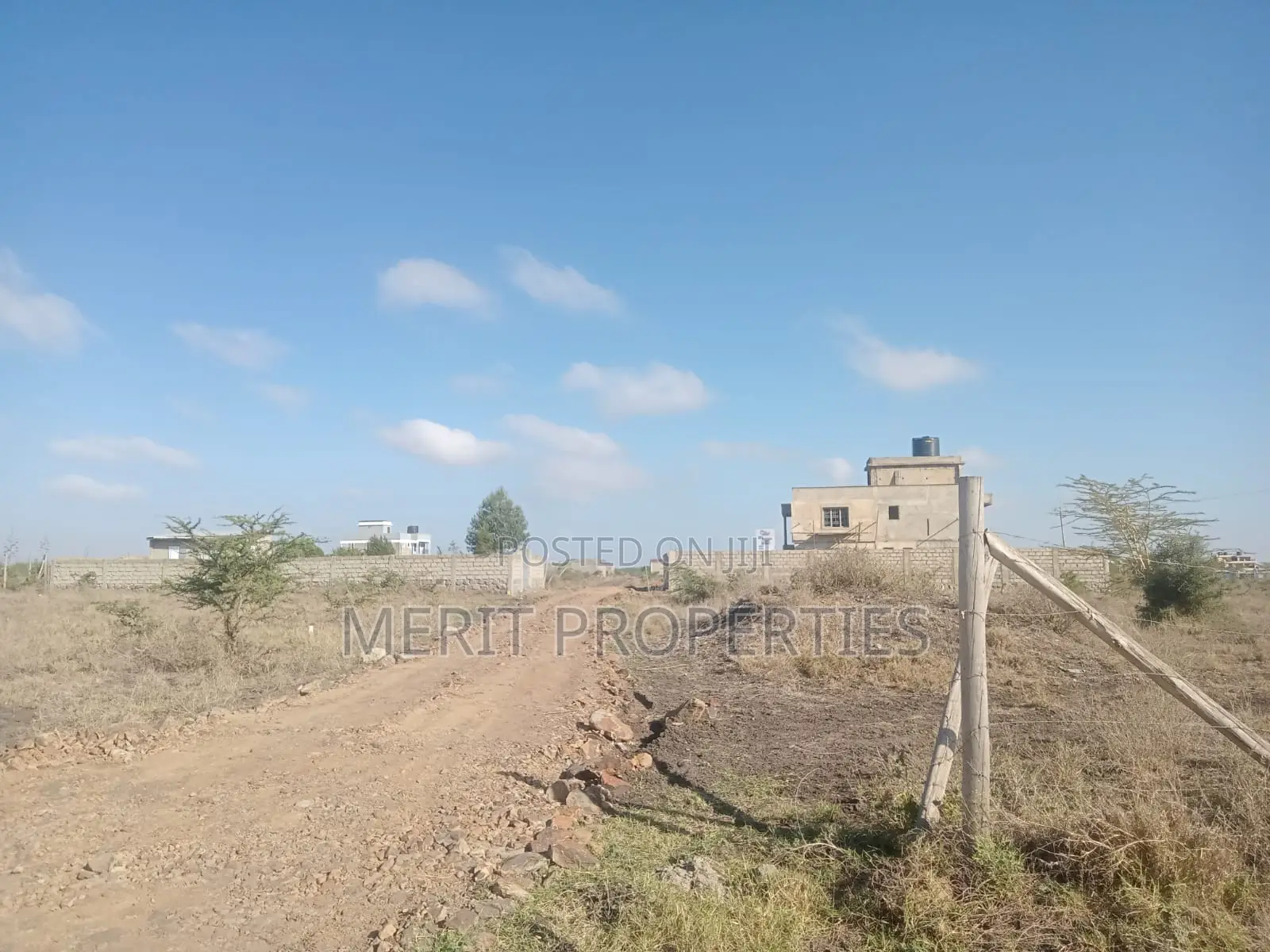 Land for Sale in Katani Road