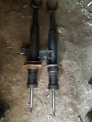 BMW 524d Front Shock