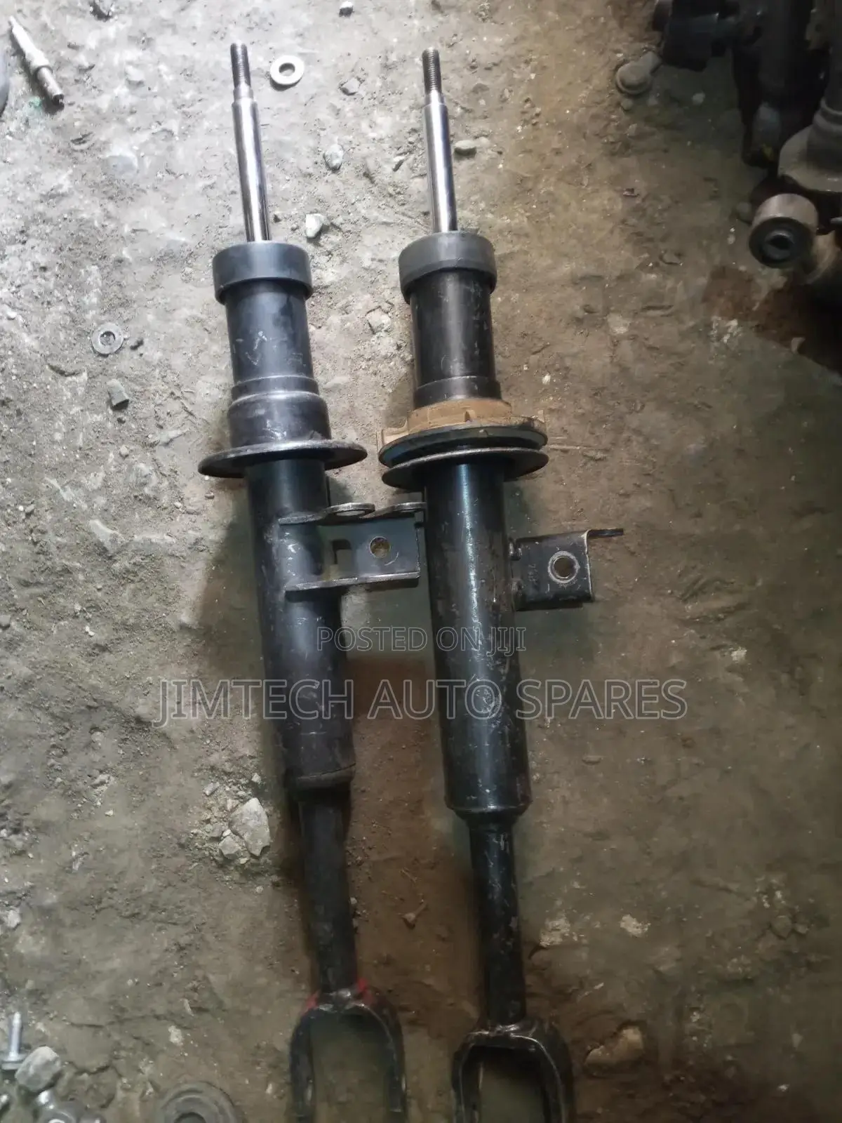 BMW 524d Front Shock