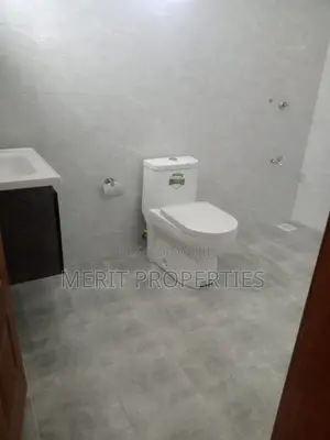 3 Bedroom Bungalow With a DSQ for Sale in Katani