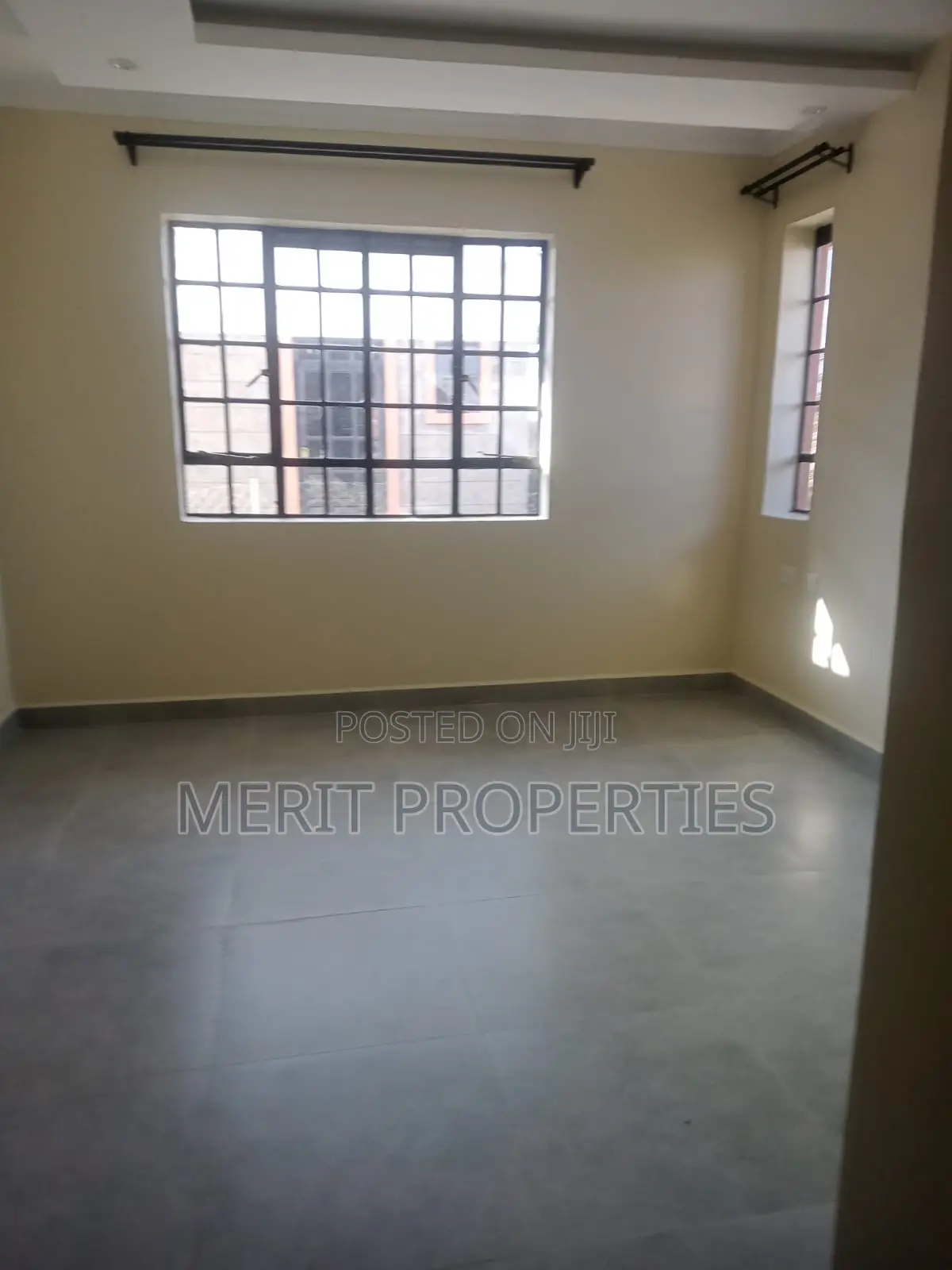 3 Bedroom Bungalow With a DSQ for Sale in Katani