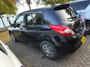 Nissan Tiida 2013 Black