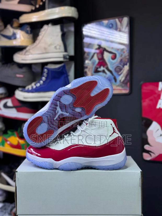 Jordan 11 White/Cherry Red - main view