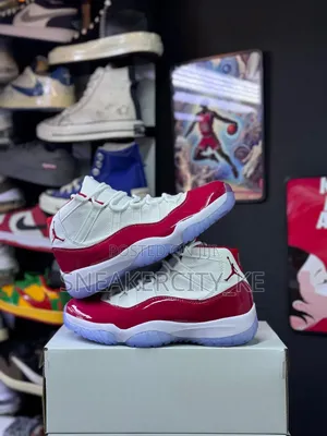 Jordan 11 White/Cherry Red