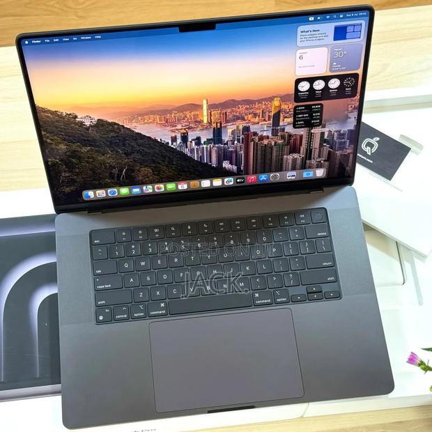 Laptop Apple MacBook Pro 2024 M4 Max 16-inch 36GB Apple M4 Max SSD 1T - main view