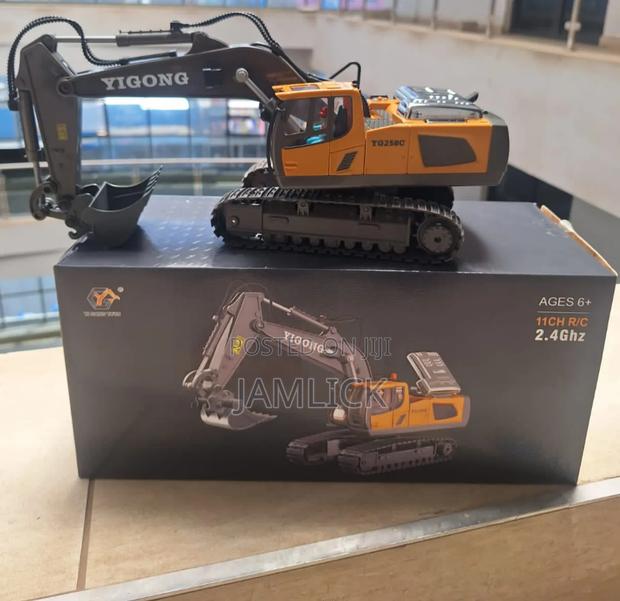 Remote Control Excavator Truck – Gn