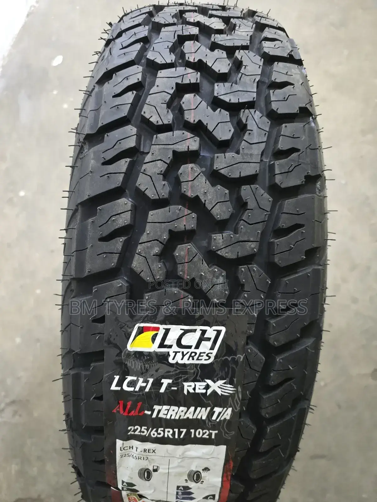225 /65 R17 LCH Tyres (All Terrein)