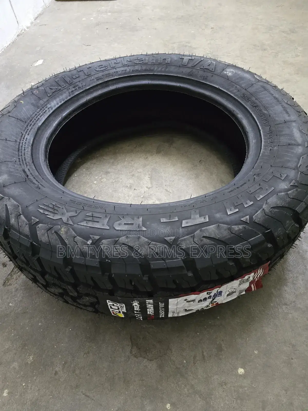 225 /65 R17 LCH Tyres (All Terrein)