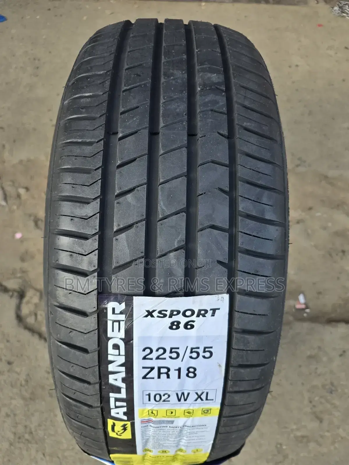 225 /55 R18 Atlander