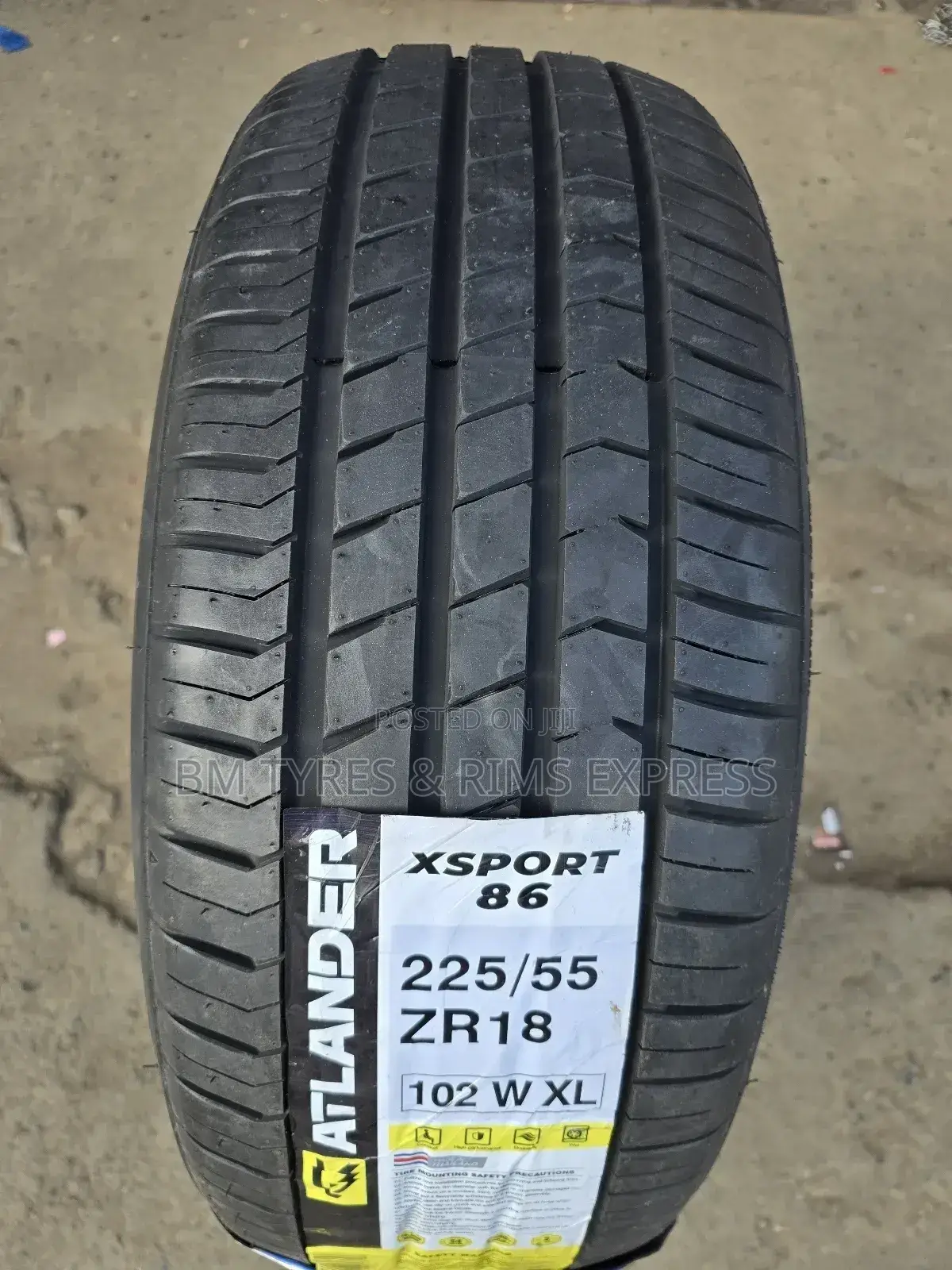 225 /55 R18 Atlander