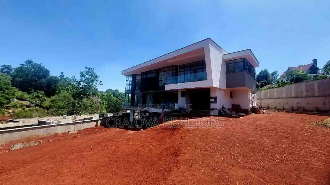 5bdrm Villa in Nyari for sale