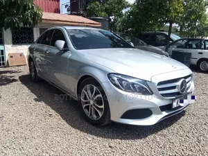 Mercedes-Benz C200 2016 Silver