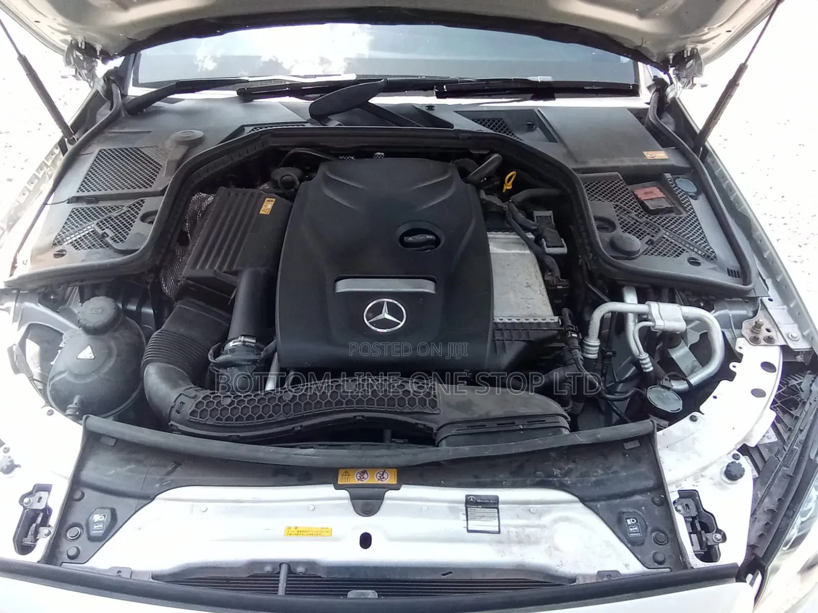 Mercedes-Benz C200 2016 Silver
