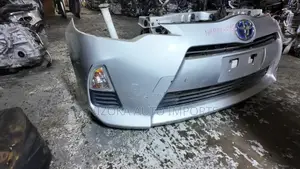 Toyota Aqua Nosecut 2015 Original Ex-Japan