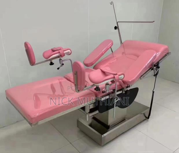 Hydraulic Delivery Couch - thumbnail 5