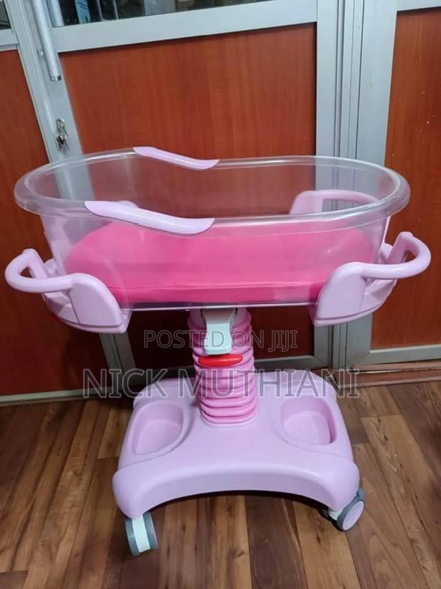 Baby Bassinet - main view