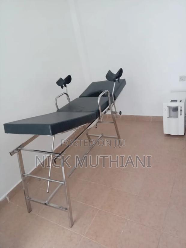 Standard Delivery Couch - thumbnail 2