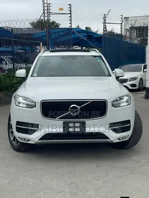 Volvo XC90 T5 Momentum 7 Passenger AWD 2020 White