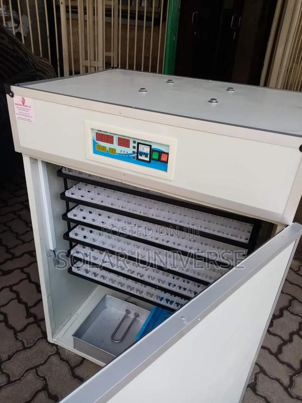1056eggs Ac/Dc Automatic Incubator - main view