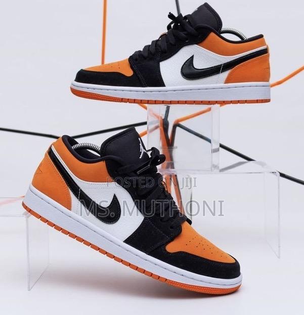 Assorted Jordan 1 Low Black Red / Orange /Panda Size 37-45 - thumbnail 3